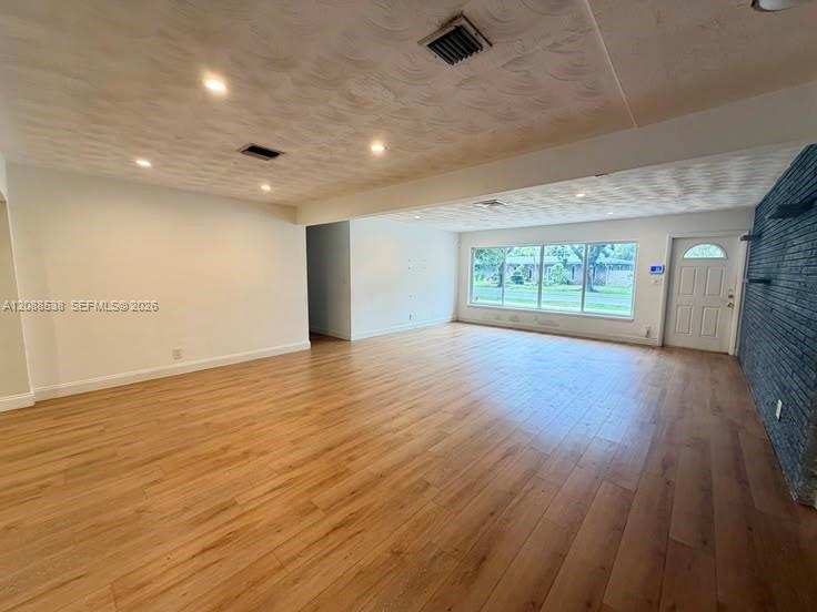 252 SW 61st Ave, Plantation FL 33317