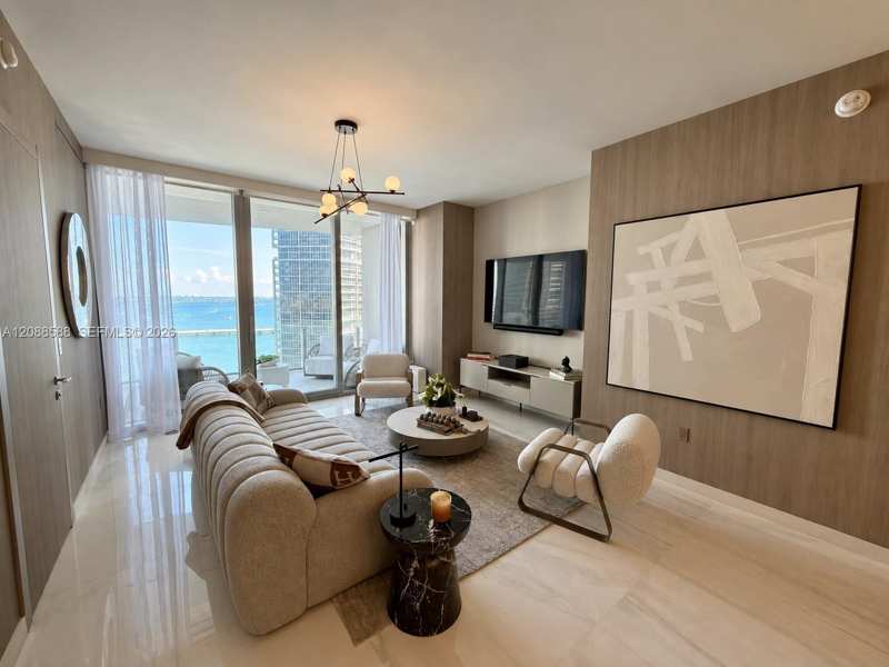 300 Biscayne Boulevard Way # 1605W, Miami FL 33131