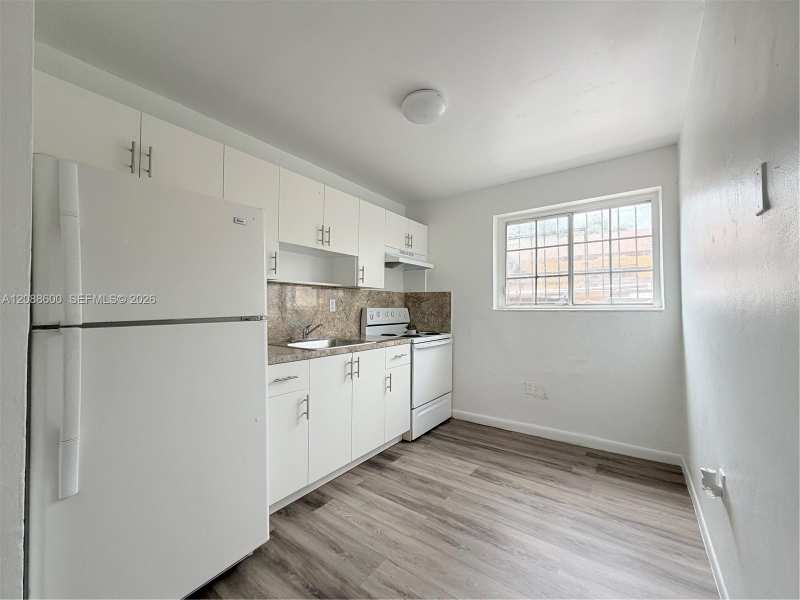 1885 NW 18th Ter # 2, Miami FL 33125