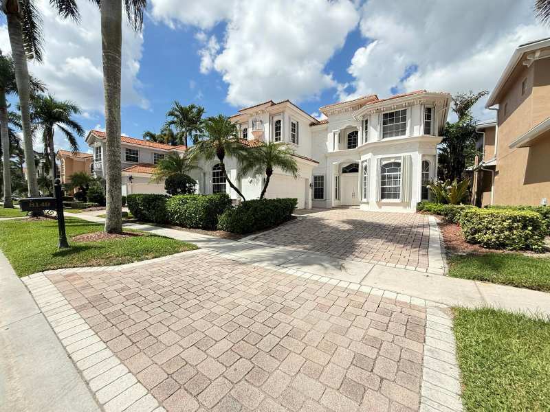 8149 VALHALLA Drive, Delray Beach FL 33446