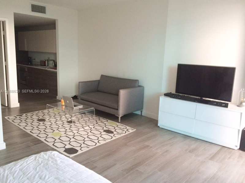 1100 S Miami Ave # 3205, Miami FL 33130
