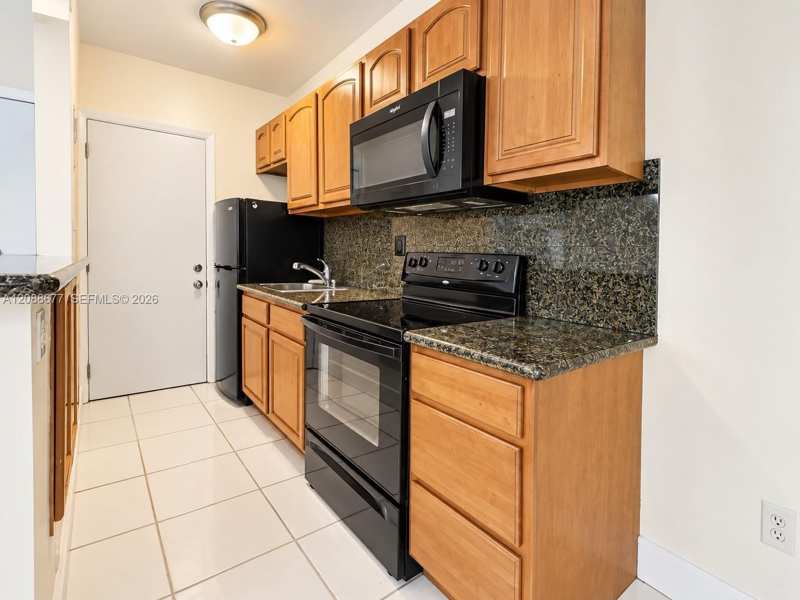 6310 SW 79th St # 3, South Miami FL 33143