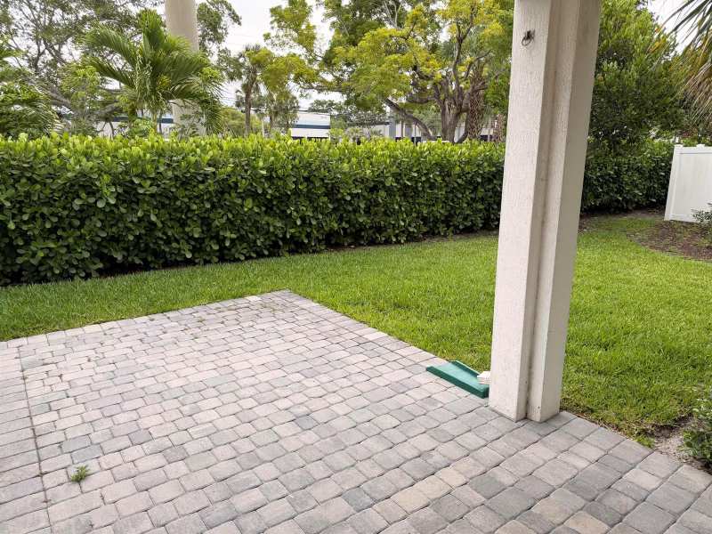 562 PARSONS Way, Deerfield Beach FL 33442