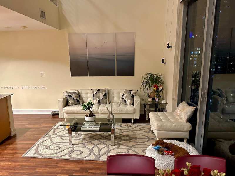 1050 Brickell Ave # 3216, Miami FL 33131