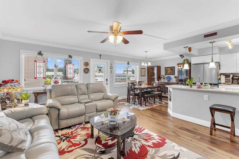 2041 Lyndhurst J, Deerfield Beach FL 33442