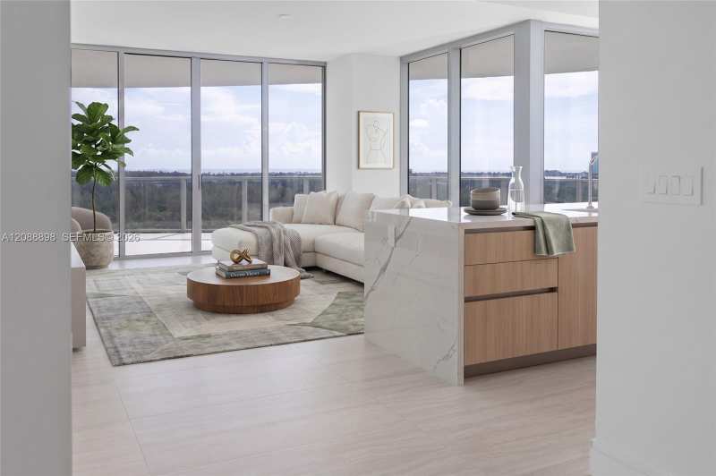 2411 Laguna Circle # 1001, North Miami FL 33181