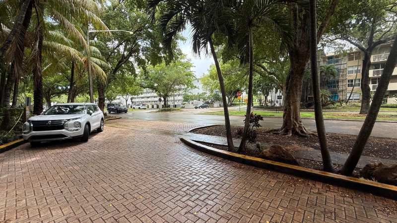 1805 E Sans Souci Boulevard # 434, North Miami FL 33181