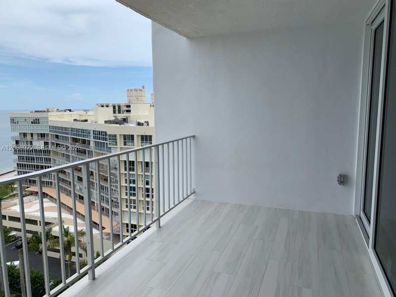 881 Ocean Dr # 12C, Key Biscayne FL 33149