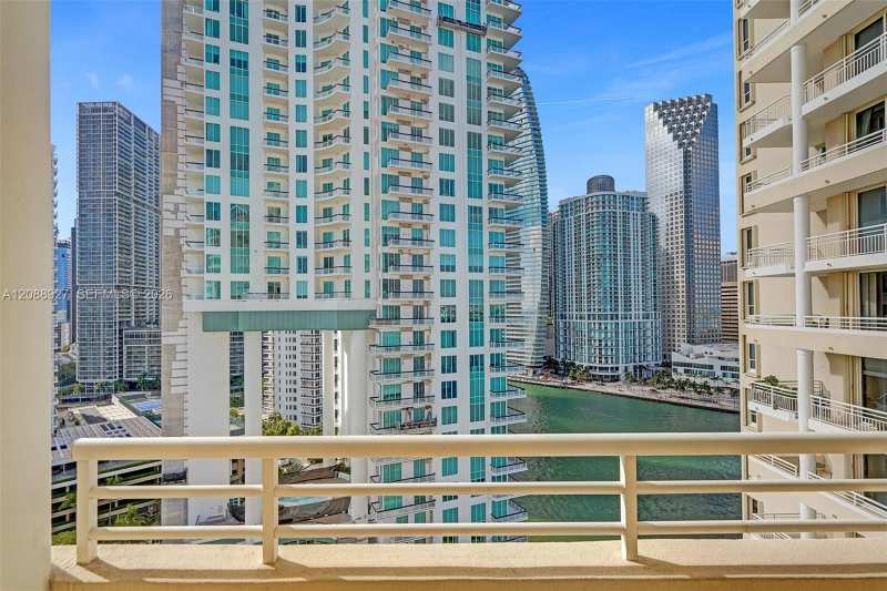 888 Brickell Key Dr # 1901, Miami FL 33131