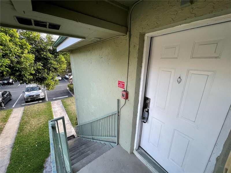 8739 NW 39th St # 8739, Sunrise FL 33351