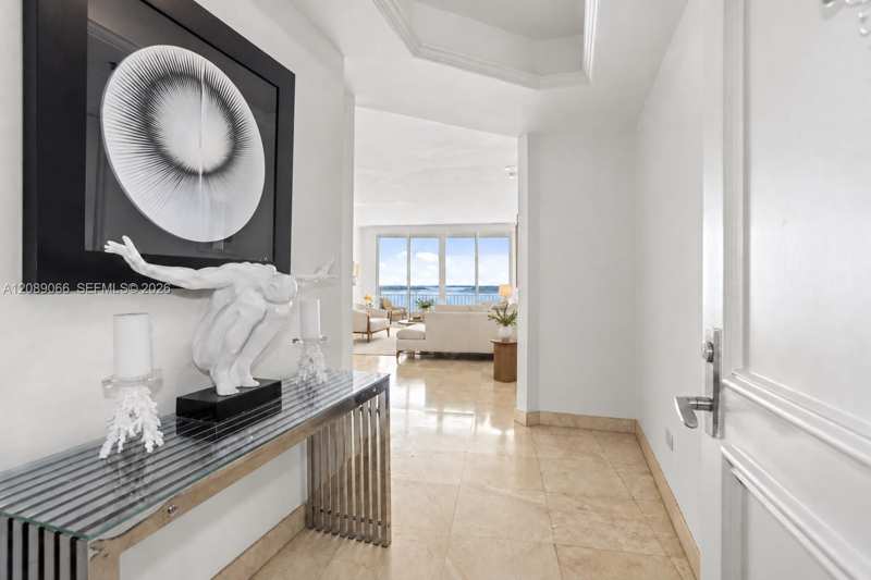 808 Brickell Key Dr # 2002, Miami FL 33131