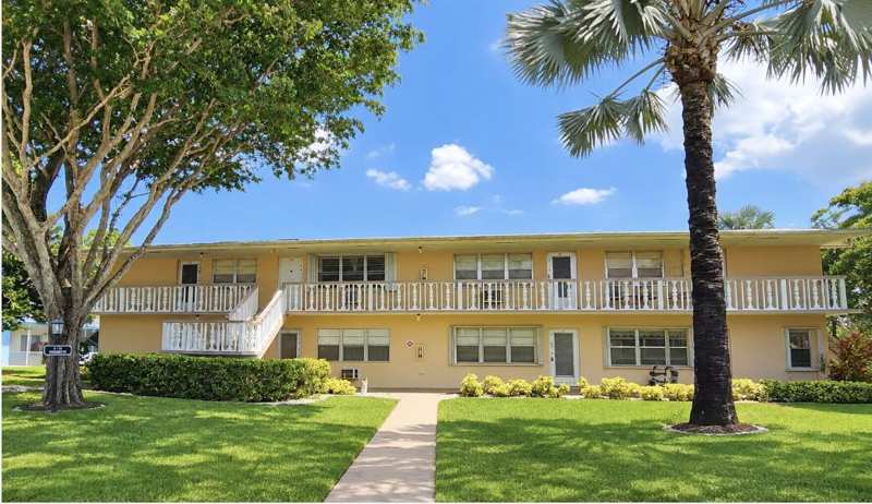 15 Salisbury A, West Palm Beach FL 33417