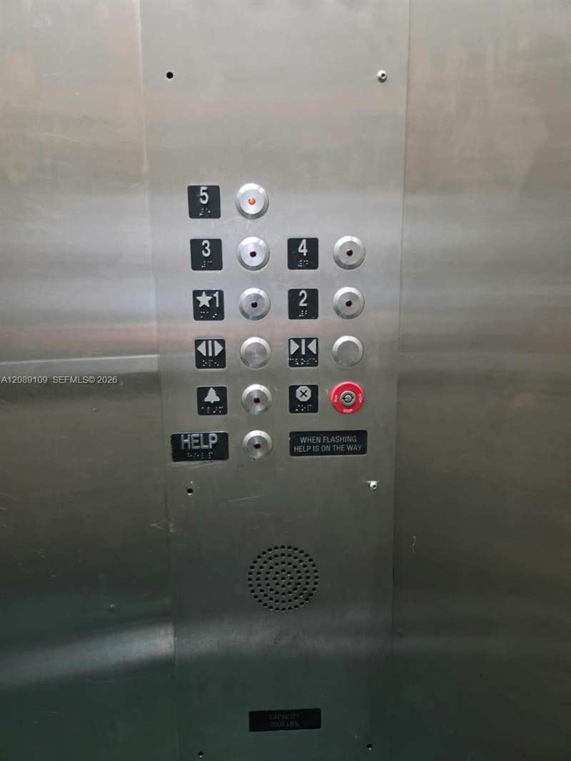870 NW 87th Ave # 507, Miami FL 33172
