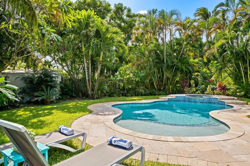 1711 NE 18TH Avenue, Fort Lauderdale FL 33305