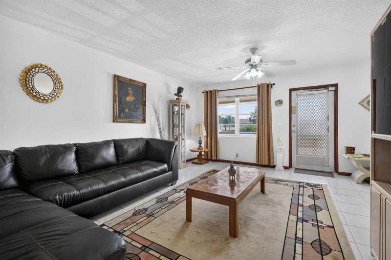 253 NORTHAMPTON M, West Palm Beach FL 33417