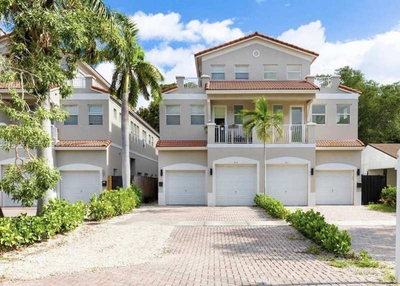 213 SW 11TH Street # 213, Fort Lauderdale FL 33315