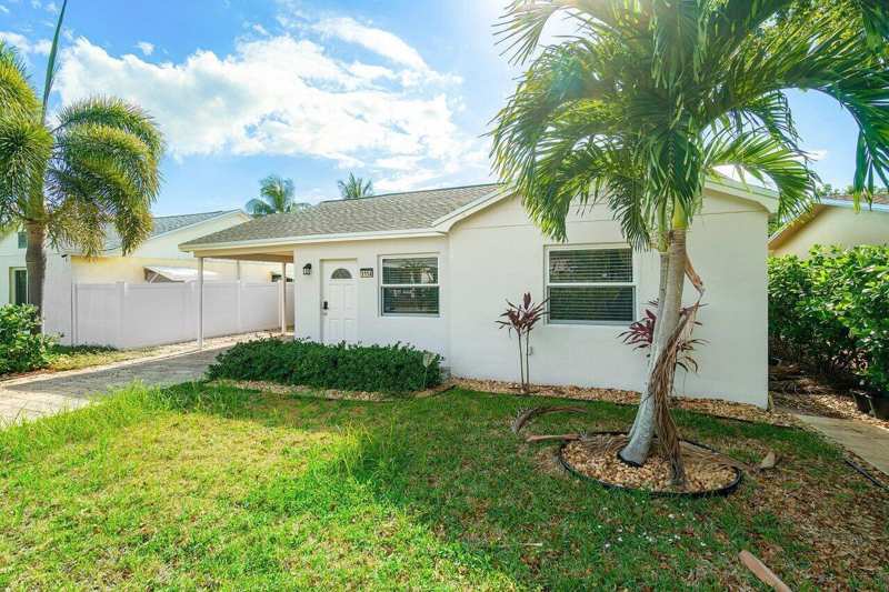 1114 S M Street, FL 33460
