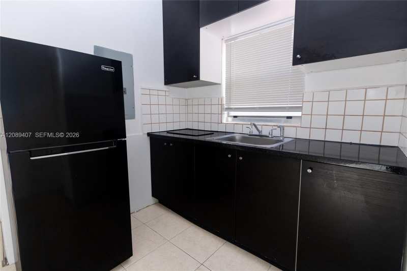 1840 Fillmore St # 6, Hollywood FL 33020
