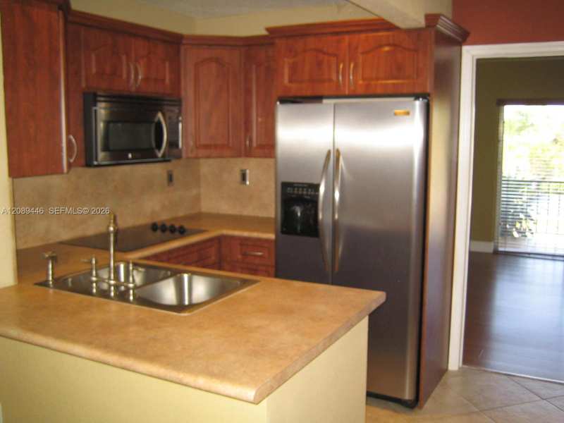 10824 N Kendall Dr # 26, Miami FL 33176