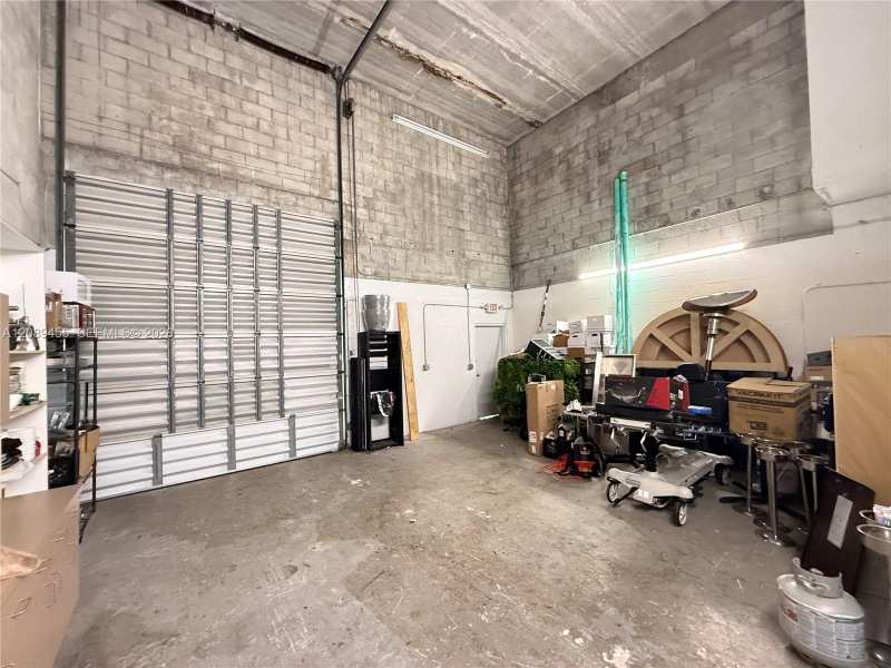 8000 NW 31st St # 1, Doral FL 33122