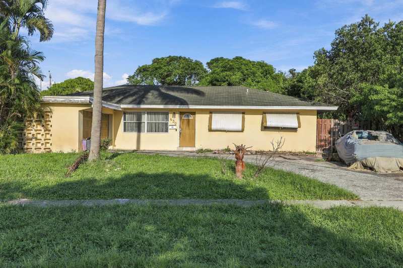 430 N Ware Drive, West Palm Beach FL 33409