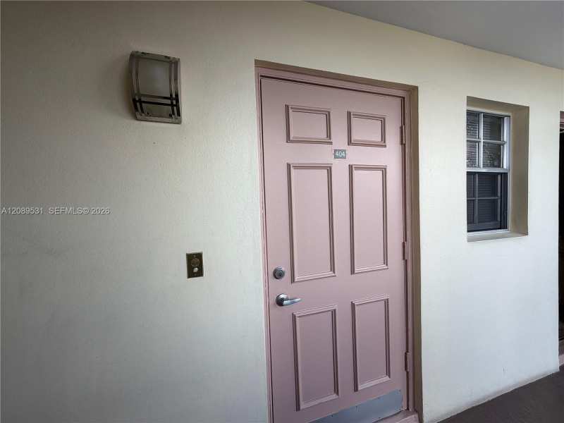 3575 Broken Woods Dr # 404, Coral Springs FL 33065