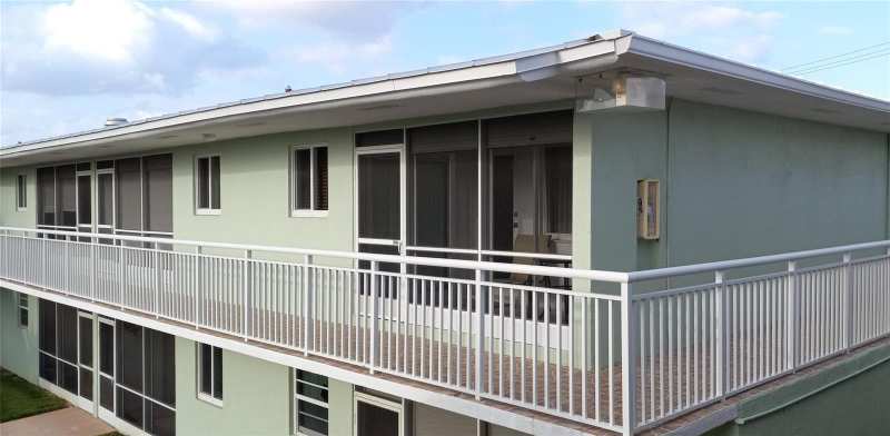 2100 NE 38th Street # 218, Lighthouse Point FL 33064