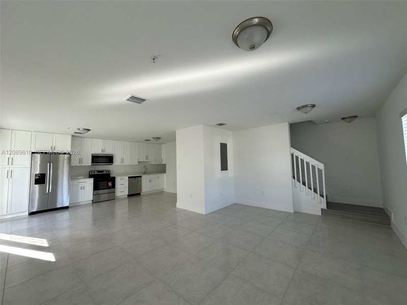 11272 SW 187th St # 11272, Miami FL 33157