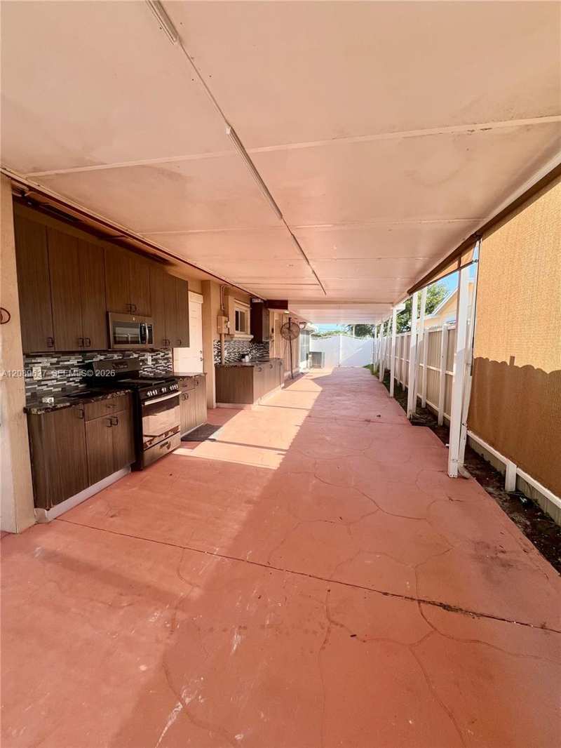 7601 Simms St # 7601, Hollywood FL 33024