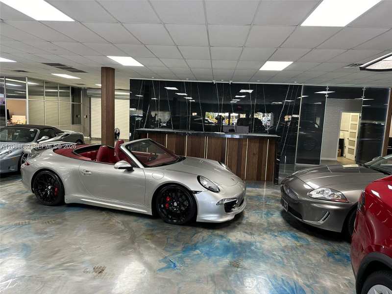 601 N State Road 7, Plantation FL 33317