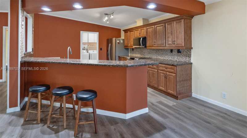 6515 Colonial Dr, Margate FL 33063