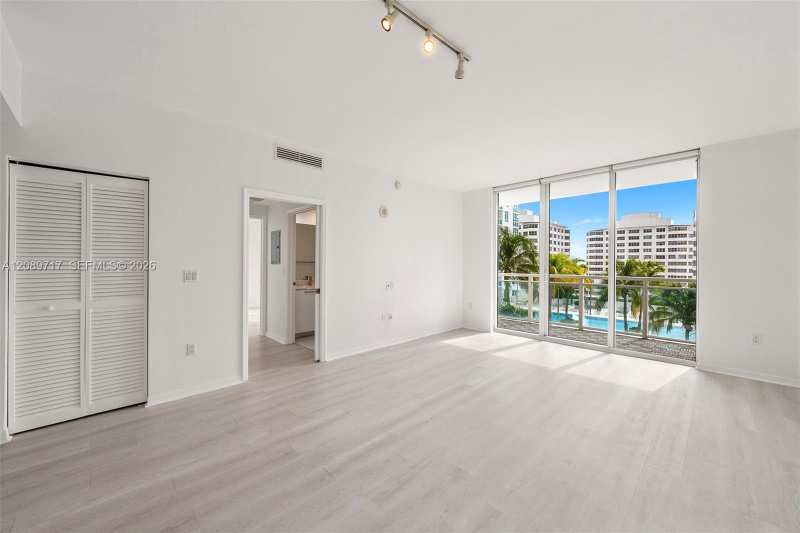 951 Brickell Ave # 1202, Miami FL 33131
