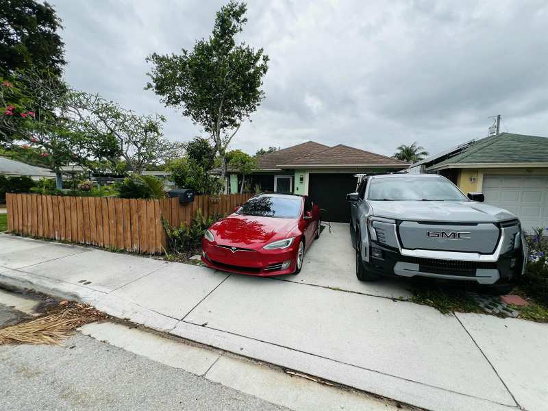 703 S A Street S, FL 33460