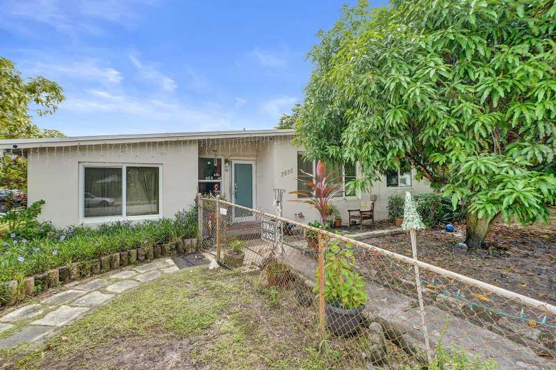 3630 SW 40th Street, West Park FL 33023