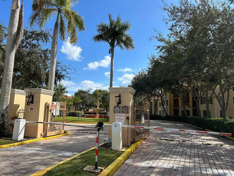 4041 San Marino Boulevard # 105, West Palm Beach FL 33409