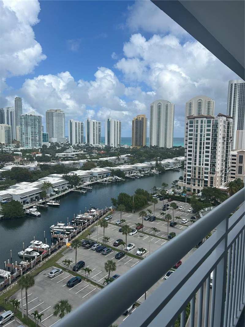 400 Kings Point Dr # 1624, Sunny Isles Beach FL 33160