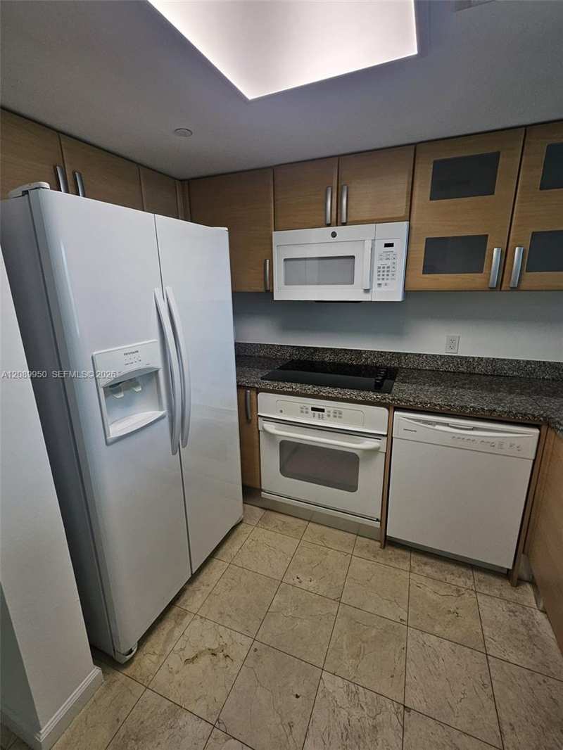 2101 Brickell Ave # 2111, Miami FL 33129