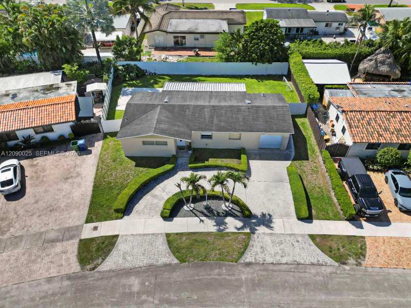 8530 NW 179th St, Hialeah FL 33015