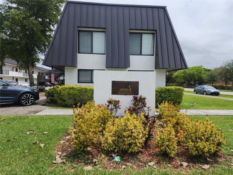 19600 SW 110th Ct # 112, Cutler Bay FL 33157