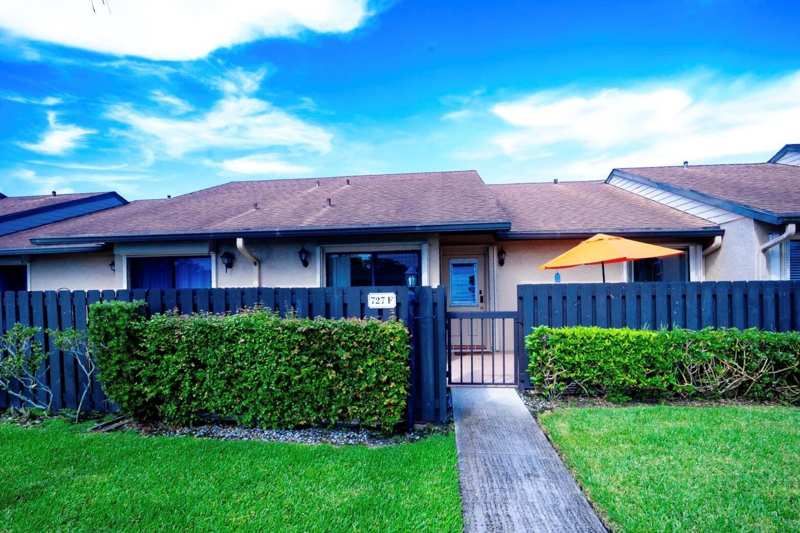 727 Sunny Pine Way # F, FL 33415