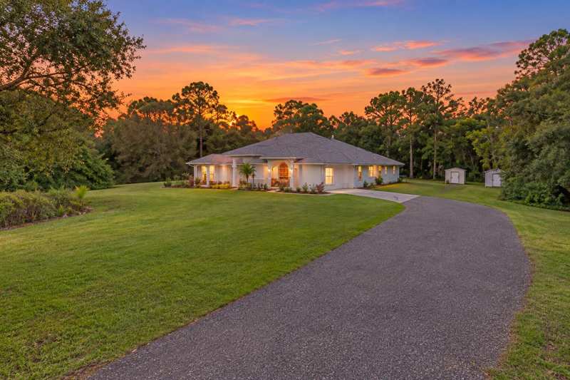 16085 E SECRETARIAT Drive, FL 33470