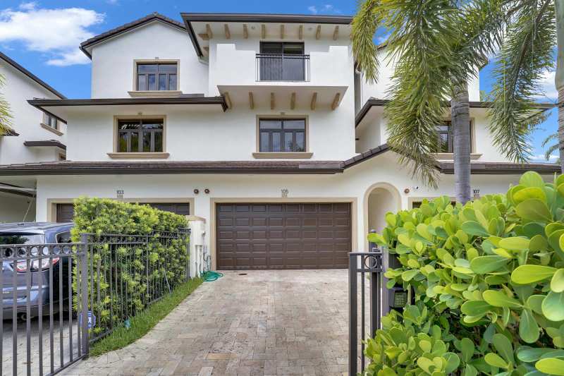 105 ISLE OF VENICE Drive # 105, Fort Lauderdale FL 33301