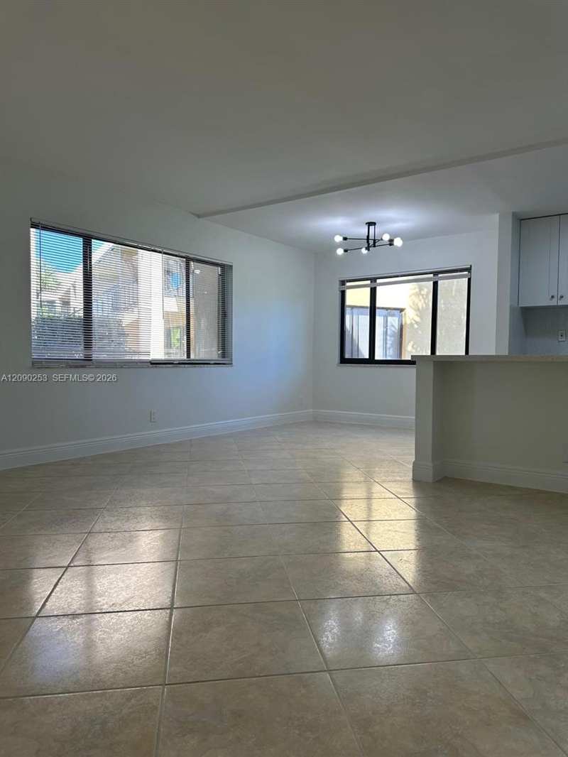 801 Meadows Circle # 801, Boynton Beach FL 33436