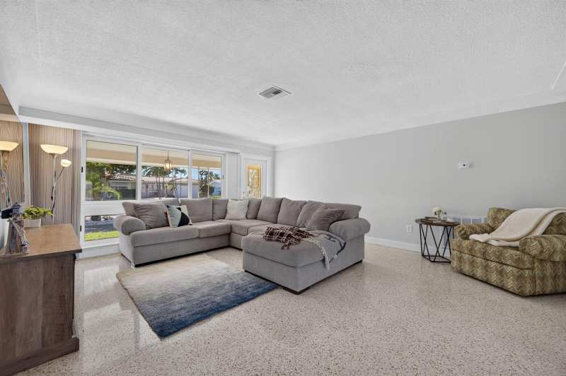 430 SE 6TH Terrace, Pompano Beach FL 33060