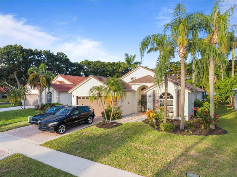 1971 Oak Berry Cir, Wellington FL 33414