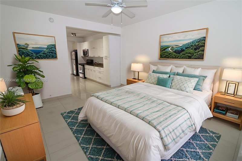 540 74th St # 3, Miami Beach FL 33141