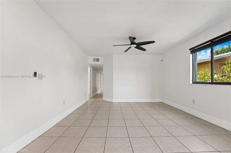 944 SW 10th Ave, Miami FL 33130