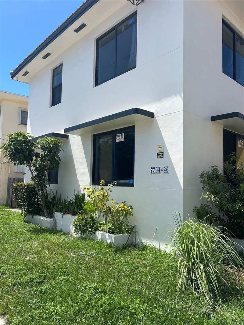7734 Byron Ave # 6, Miami Beach FL 33141