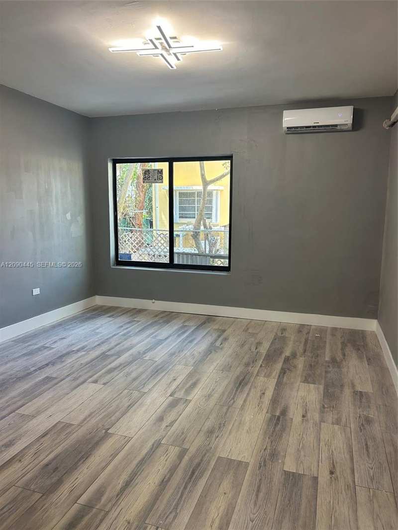 7734 Byron Ave # 6, Miami Beach FL 33141