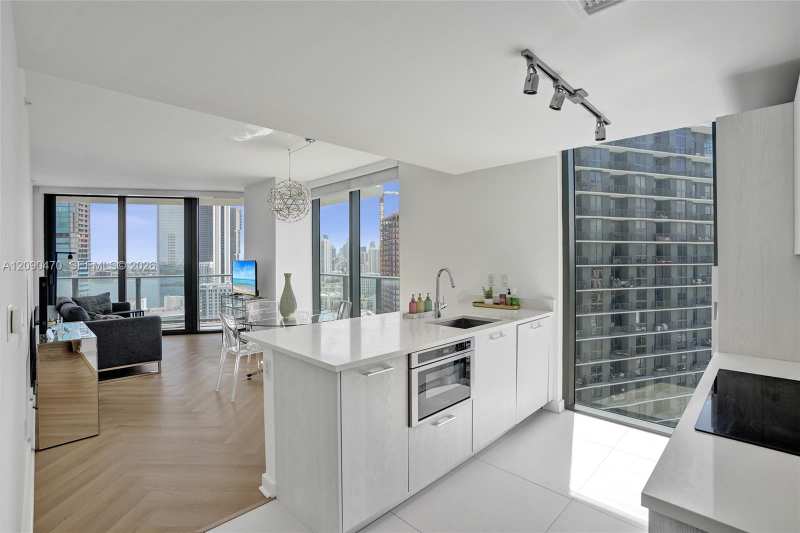 501 NE 31st St # 2808, Miami FL 33137
